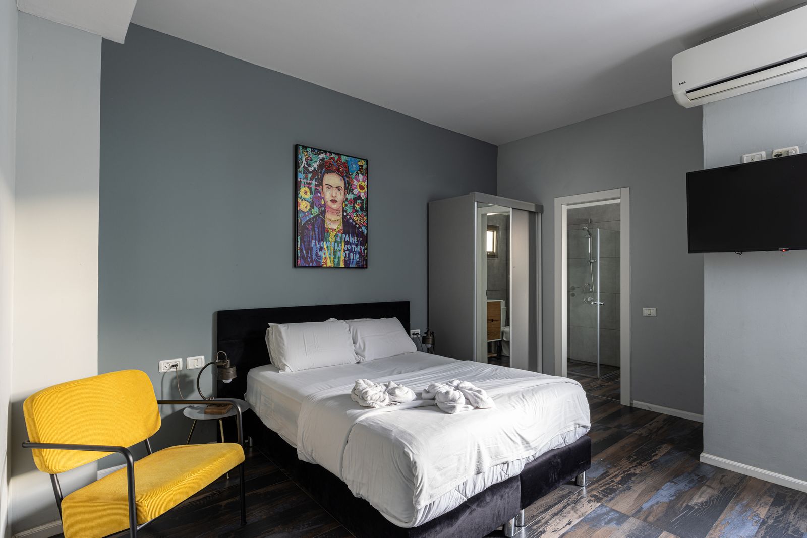 Deluxe Studio | Raphael Hotels