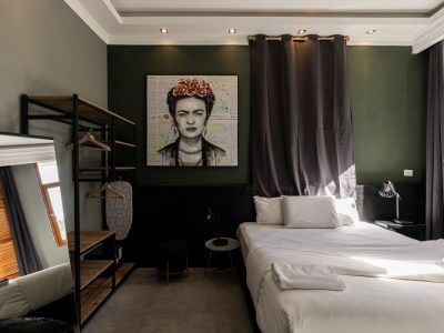 סוויטה 400x300 Luxury One Bedroom Suite